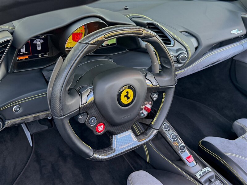 2019 Ferrari 488 Spider - Photo 26 - Bonita Springs, FL 34134