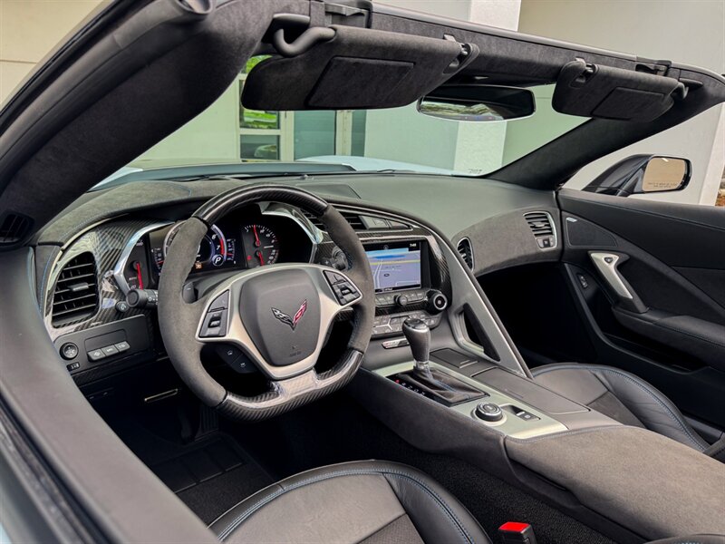 2018 Chevrolet Corvette Z06   - Photo 2 - Bonita Springs, FL 34134