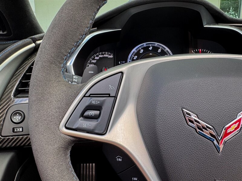 2018 Chevrolet Corvette Z06 - Photo 33 - Bonita Springs, FL 34134