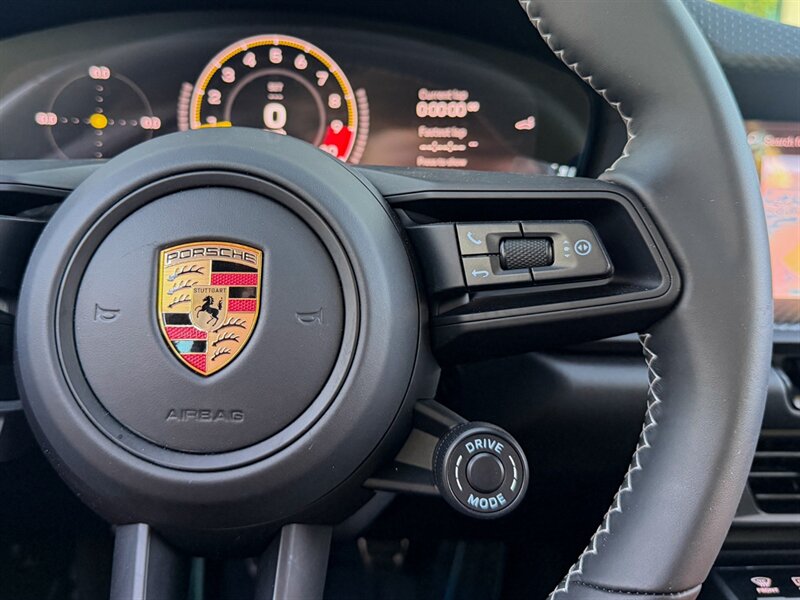 2025 Porsche 911 GT3 Touring - Photo 32 - Bonita Springs, FL 34134