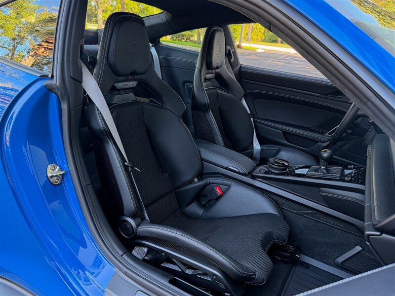 2025 Porsche 911 GT3 Touring - Photo 33 - Bonita Springs, FL 34134