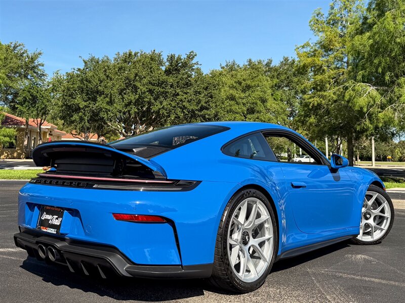 2025 Porsche 911 GT3 Touring - Photo 60 - Bonita Springs, FL 34134