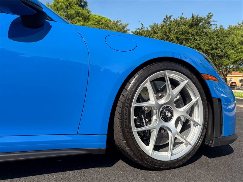 2025 Porsche 911 GT3 Touring - Photo 66 - Bonita Springs, FL 34134