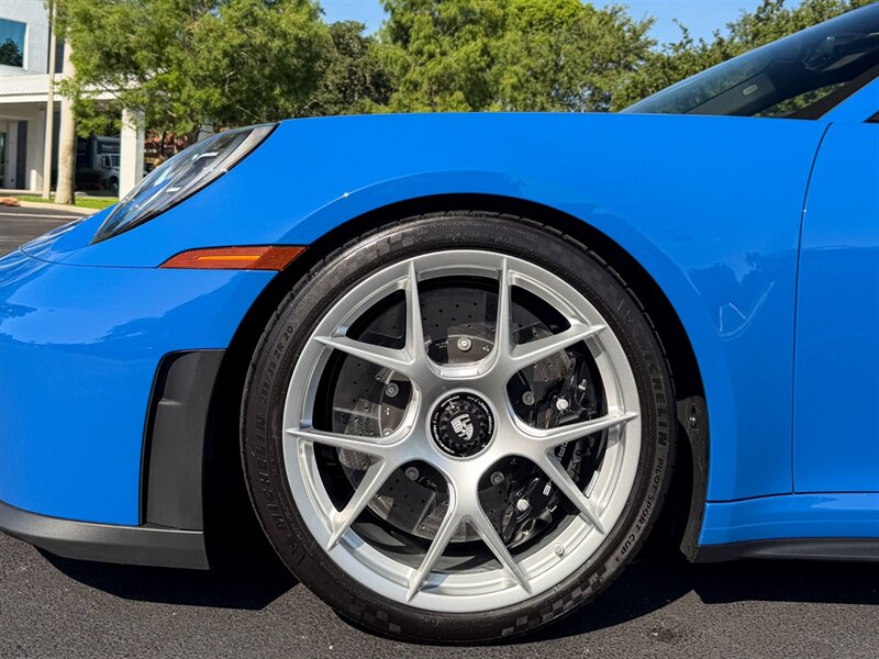 2025 Porsche 911 GT3 Touring - Photo 45 - Bonita Springs, FL 34134