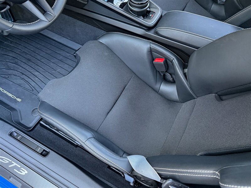 2025 Porsche 911 GT3 Touring - Photo 23 - Bonita Springs, FL 34134