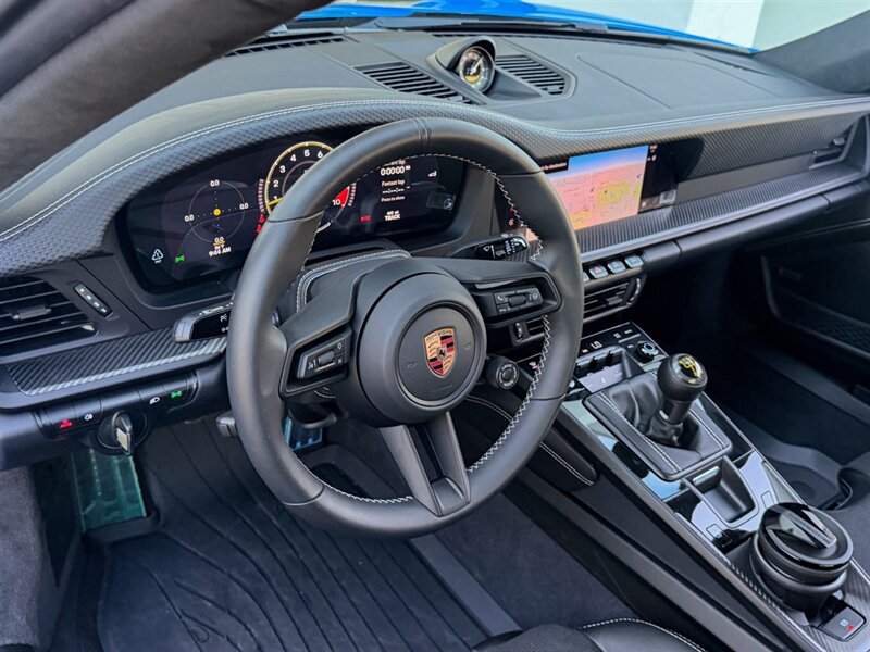 2025 Porsche 911 GT3 Touring - Photo 30 - Bonita Springs, FL 34134