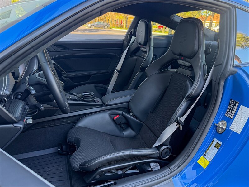 2025 Porsche 911 GT3 Touring - Photo 21 - Bonita Springs, FL 34134