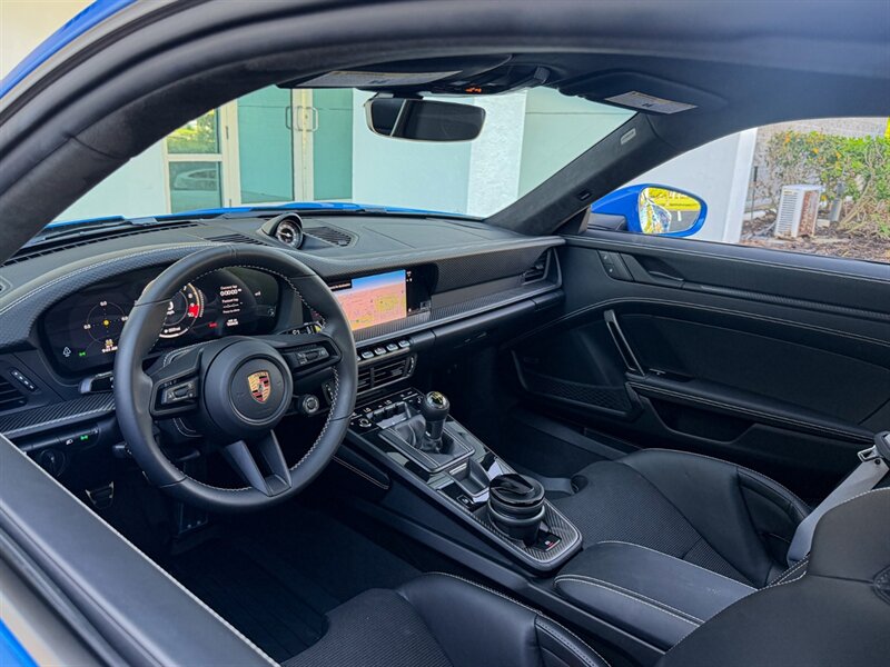 2025 Porsche 911 GT3 Touring  