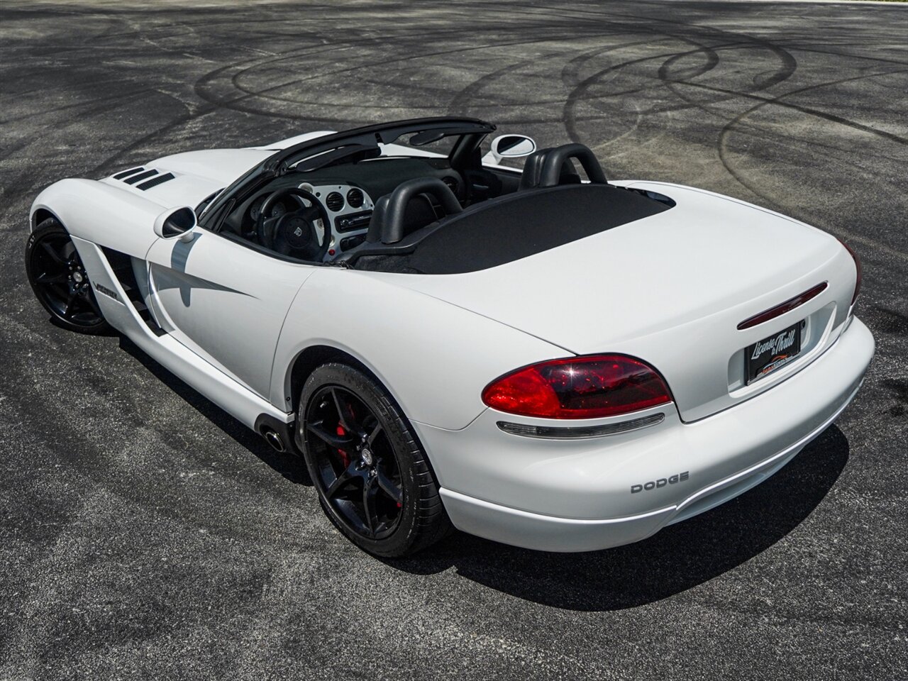 2009 Dodge Viper SRT 10   - Photo 43 - Bonita Springs, FL 34134