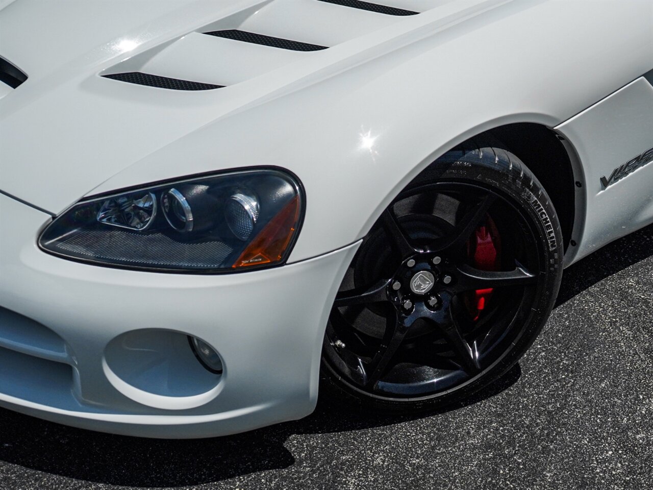 2009 Dodge Viper SRT 10   - Photo 41 - Bonita Springs, FL 34134