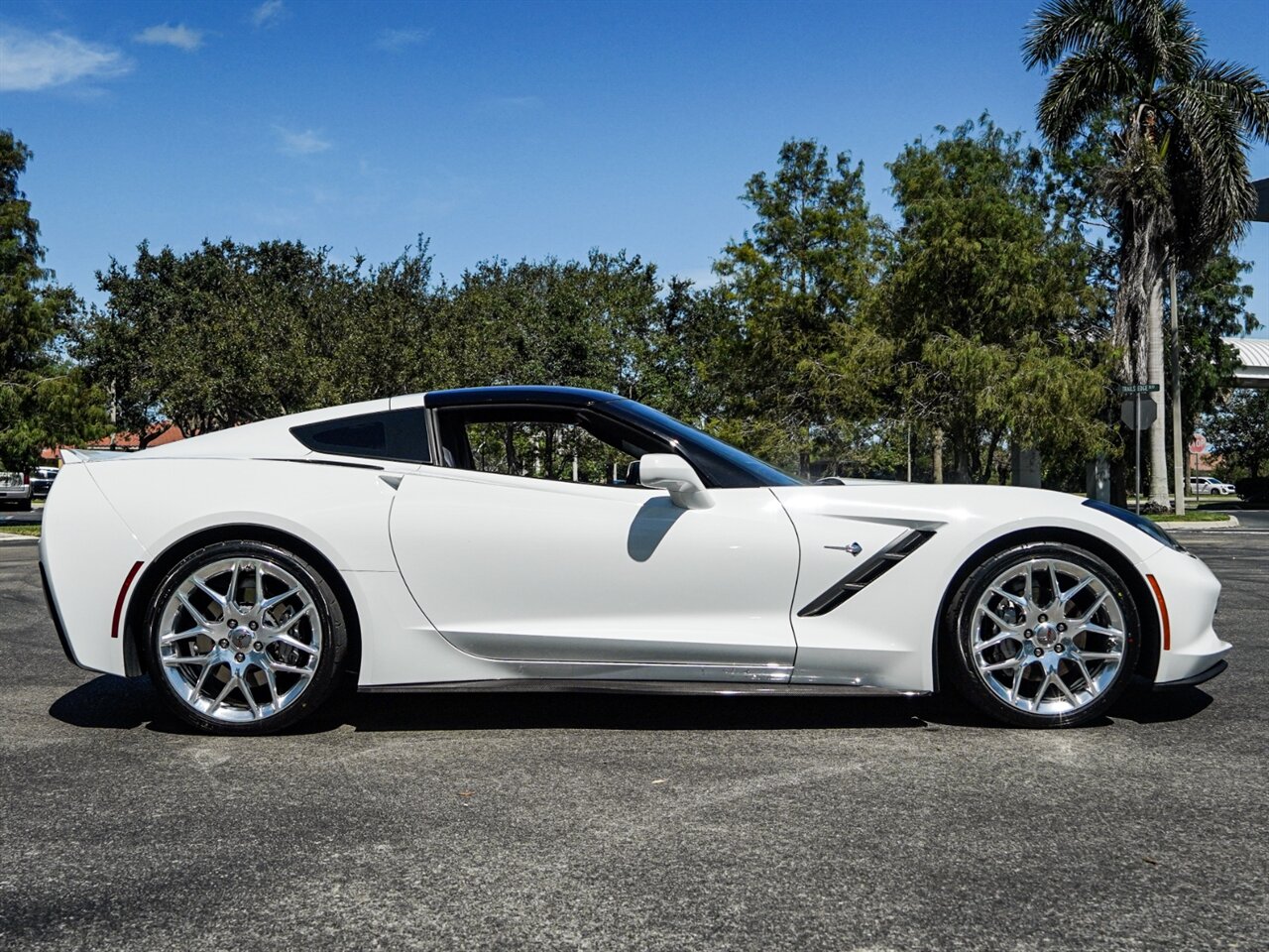 2017 Chevrolet Corvette Stingray   - Photo 49 - Bonita Springs, FL 34134