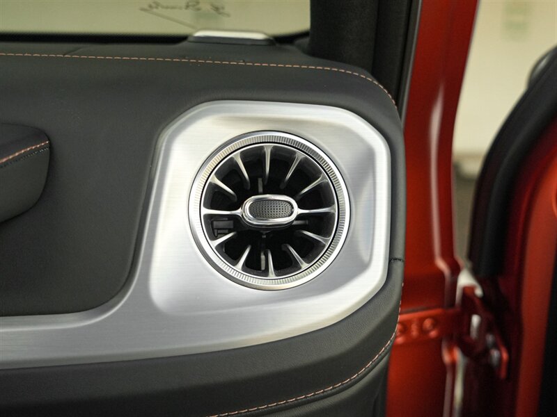 2023 Mercedes-Benz AMG G 63 4x4 Squared   - Photo 38 - Bonita Springs, FL 34134