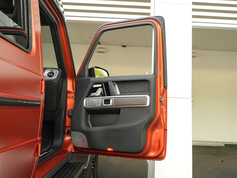 2023 Mercedes-Benz AMG G 63 4x4 Squared   - Photo 39 - Bonita Springs, FL 34134