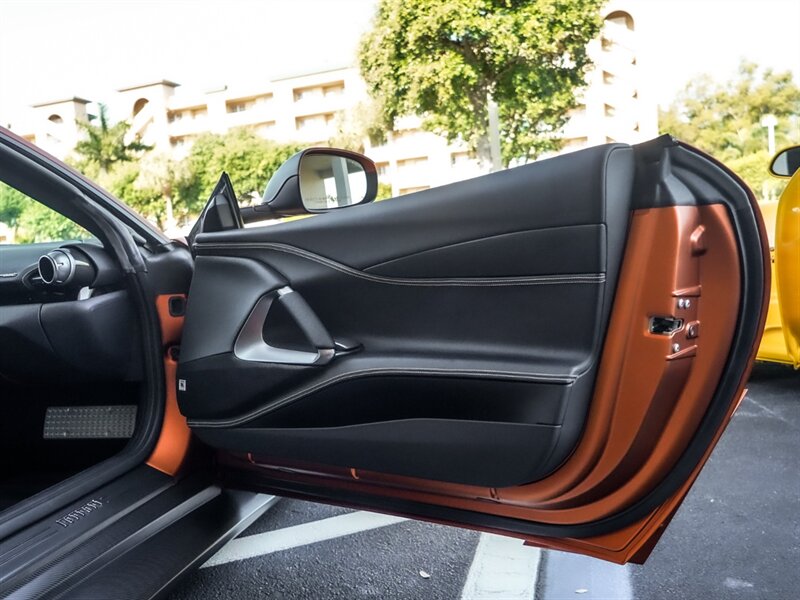 2018 Ferrari 812 Superfast N-Largo   - Photo 23 - Bonita Springs, FL 34134