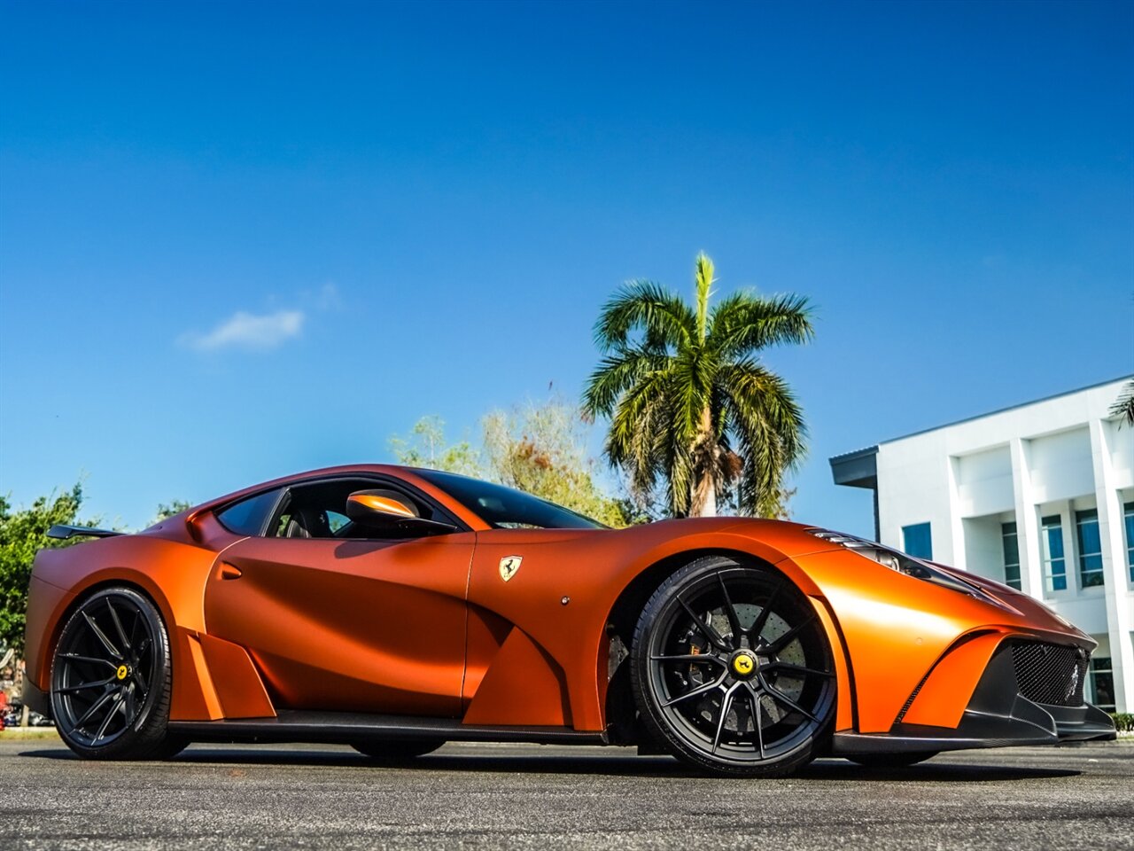 2018 Ferrari 812 Superfast N-Largo   - Photo 43 - Bonita Springs, FL 34134