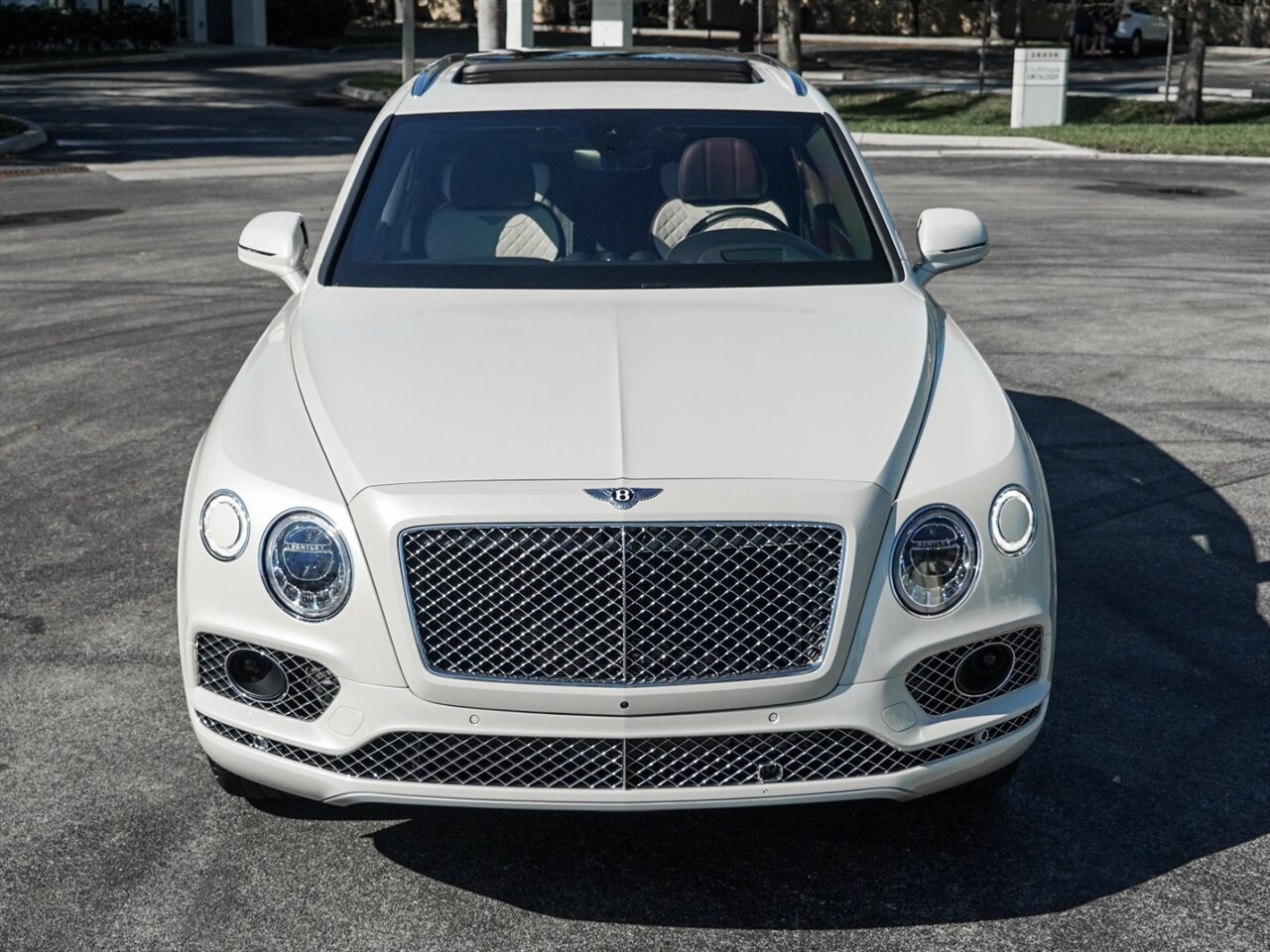 2019 Bentley Bentayga V8   - Photo 6 - Bonita Springs, FL 34134