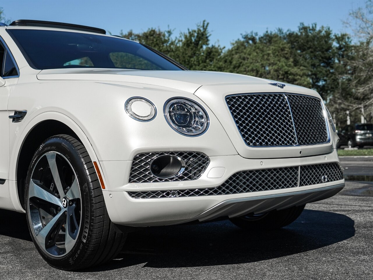 2019 Bentley Bentayga V8   - Photo 81 - Bonita Springs, FL 34134