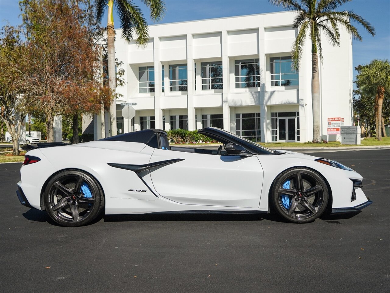 2023 Chevrolet Corvette Z06   - Photo 68 - Bonita Springs, FL 34134