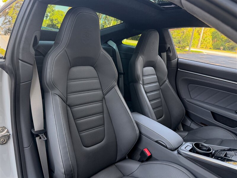 2022 Porsche 911 Turbo S - Photo 33 - Bonita Springs, FL 34134