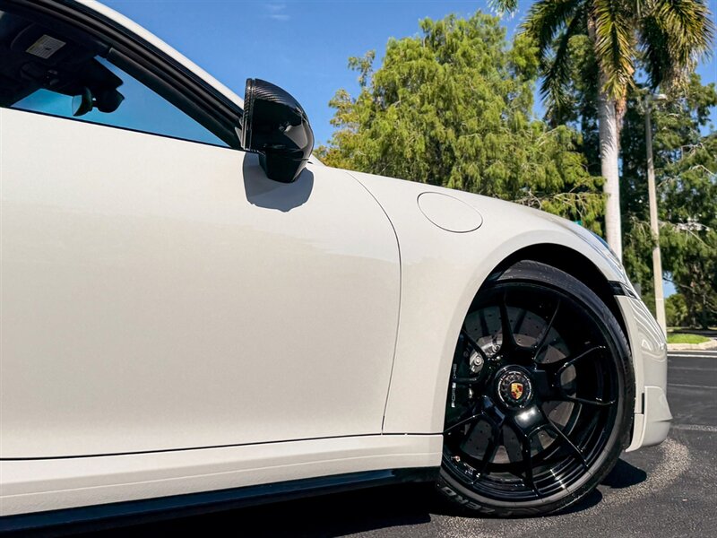 2022 Porsche 911 Turbo S - Photo 61 - Bonita Springs, FL 34134