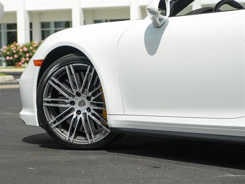 2015 Porsche 911 Turbo S   - Photo 43 - Bonita Springs, FL 34134