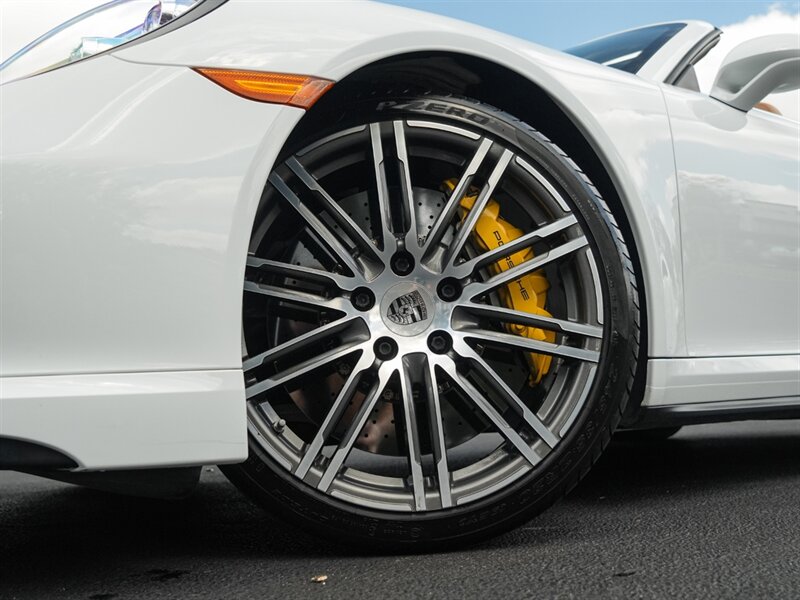 2015 Porsche 911 Turbo S   - Photo 12 - Bonita Springs, FL 34134