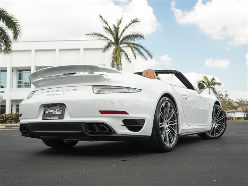 2015 Porsche 911 Turbo S   - Photo 55 - Bonita Springs, FL 34134