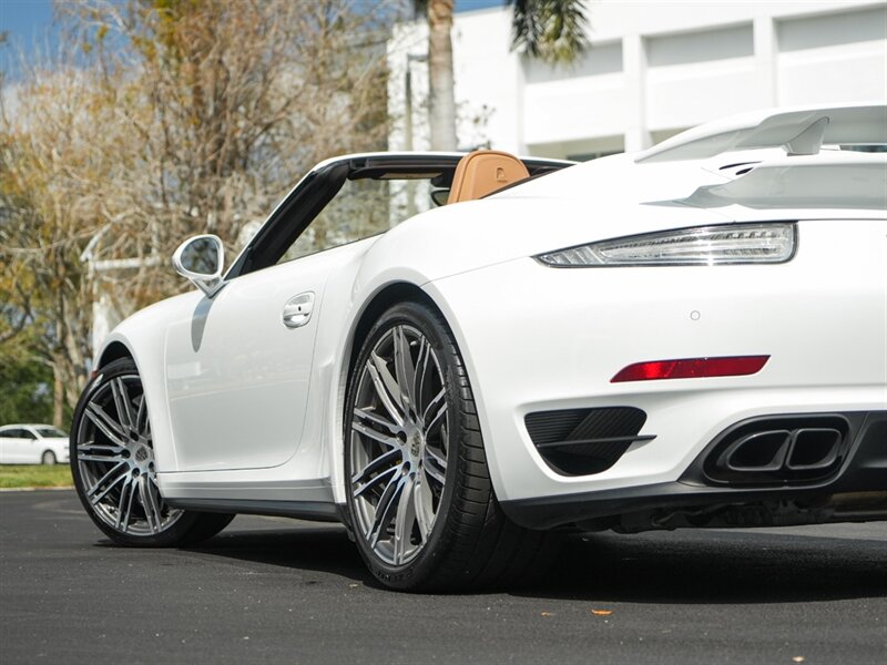 2015 Porsche 911 Turbo S   - Photo 44 - Bonita Springs, FL 34134