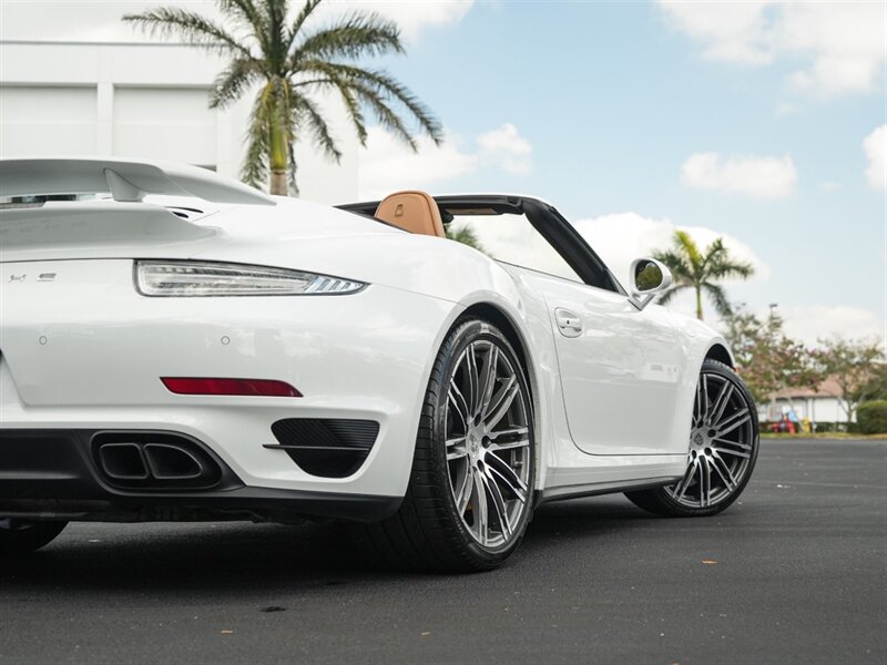 2015 Porsche 911 Turbo S   - Photo 57 - Bonita Springs, FL 34134