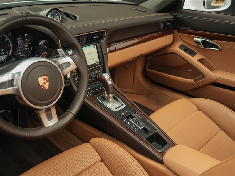 2015 Porsche 911 Turbo S   - Photo 15 - Bonita Springs, FL 34134