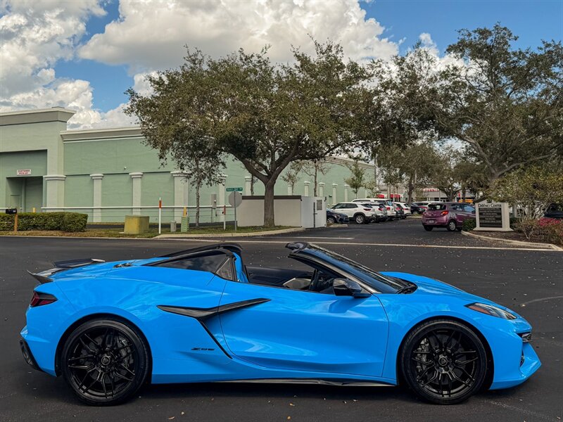 2023 Chevrolet Corvette Z06   - Photo 68 - Bonita Springs, FL 34134