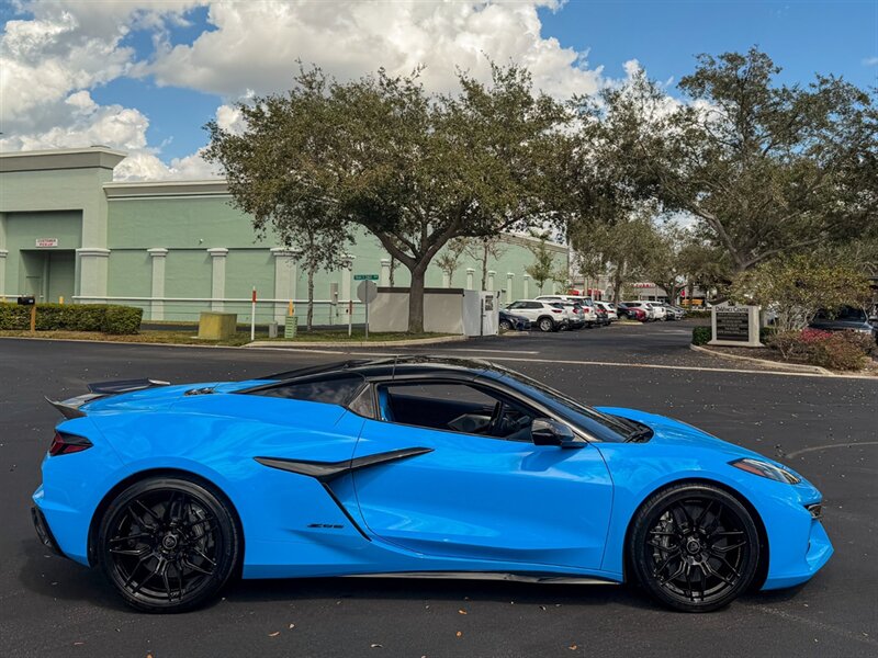 2023 Chevrolet Corvette Z06   - Photo 72 - Bonita Springs, FL 34134