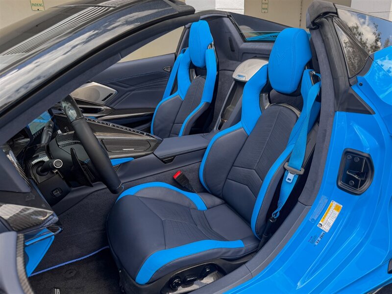 2023 Chevrolet Corvette Z06   - Photo 20 - Bonita Springs, FL 34134