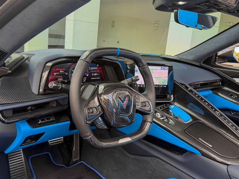 2023 Chevrolet Corvette Z06   - Photo 12 - Bonita Springs, FL 34134