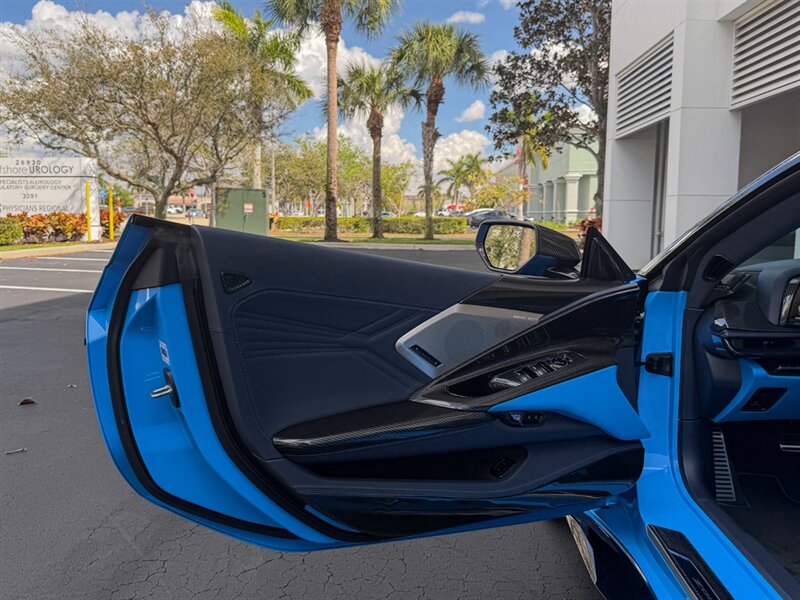 2023 Chevrolet Corvette Z06   - Photo 23 - Bonita Springs, FL 34134