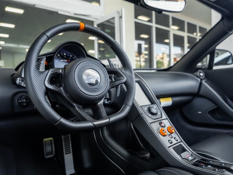 2016 McLaren 675LT Spider - Photo 13 - Bonita Springs, FL 34134