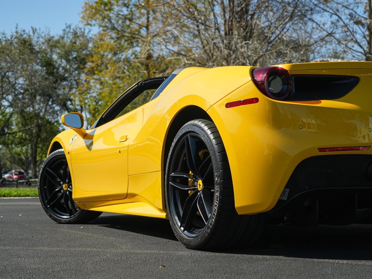 2018 Ferrari 488 Spider   - Photo 51 - Bonita Springs, FL 34134