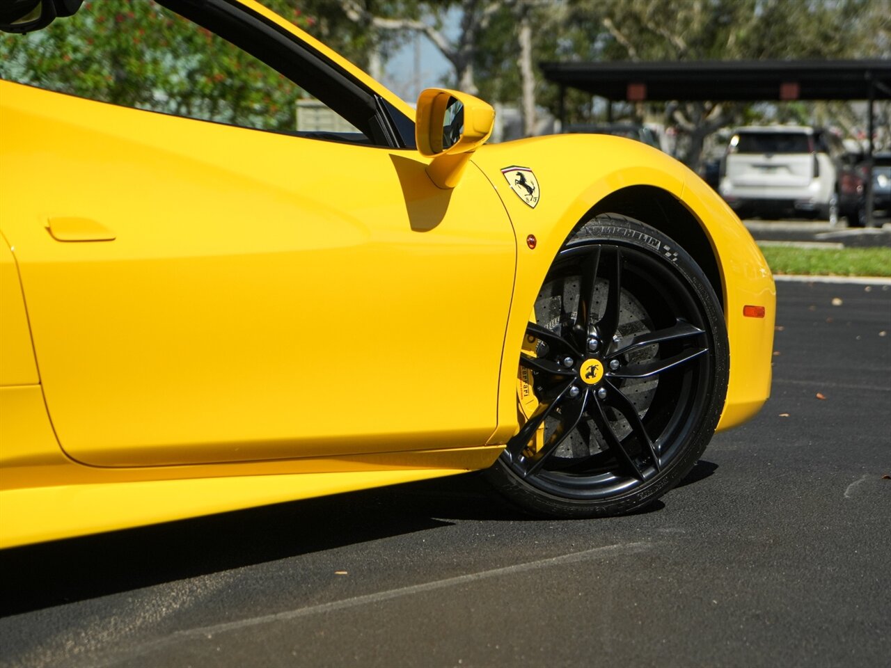 2018 Ferrari 488 Spider   - Photo 63 - Bonita Springs, FL 34134