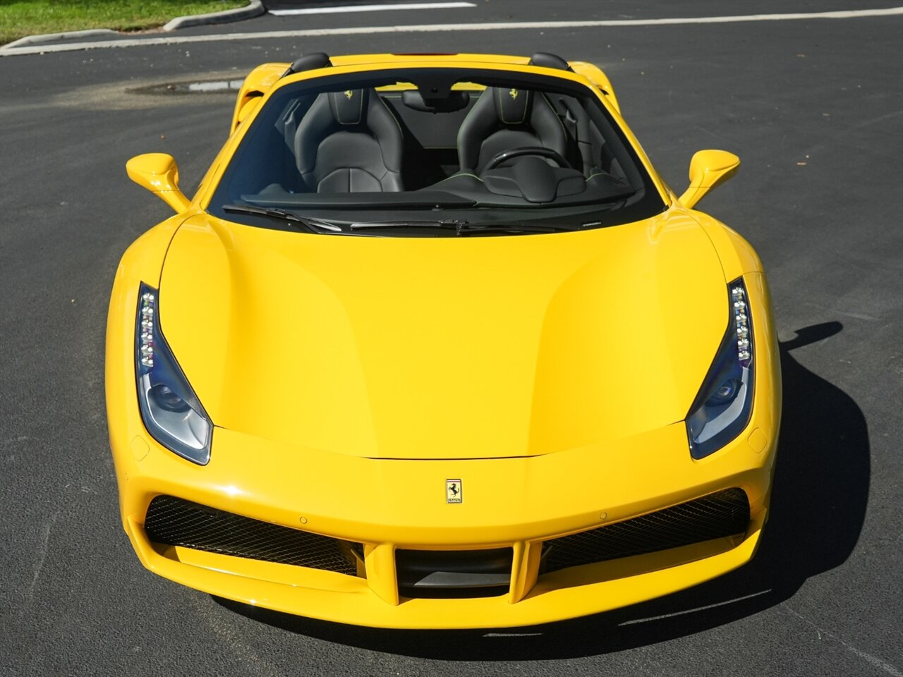 2018 Ferrari 488 Spider   - Photo 5 - Bonita Springs, FL 34134