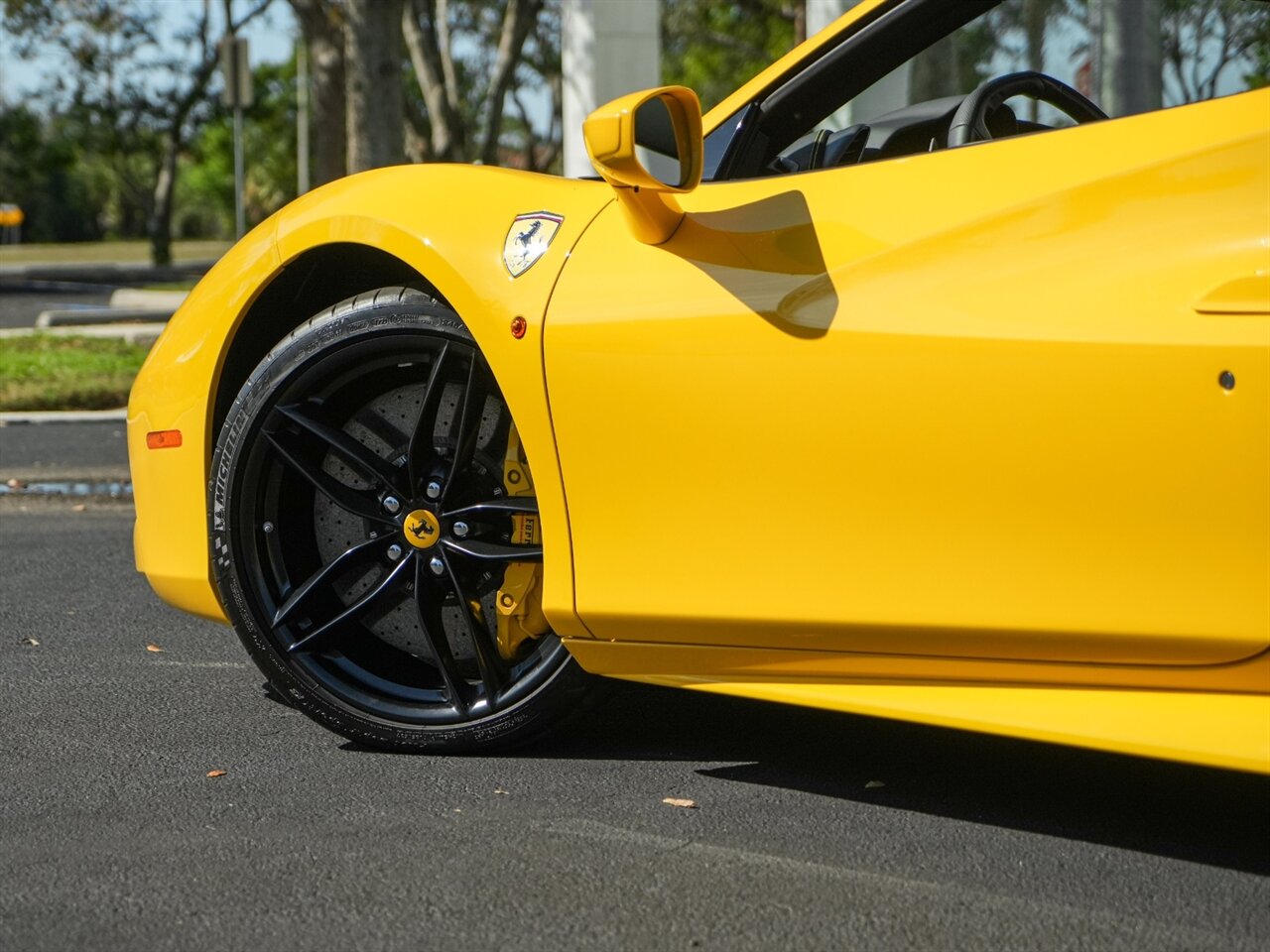 2018 Ferrari 488 Spider   - Photo 50 - Bonita Springs, FL 34134