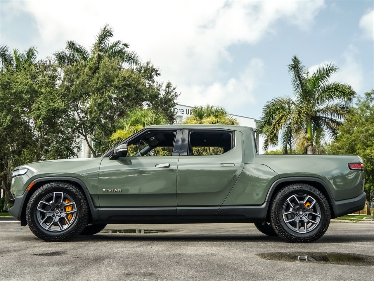 2022 Rivian R1T   - Photo 36 - Bonita Springs, FL 34134