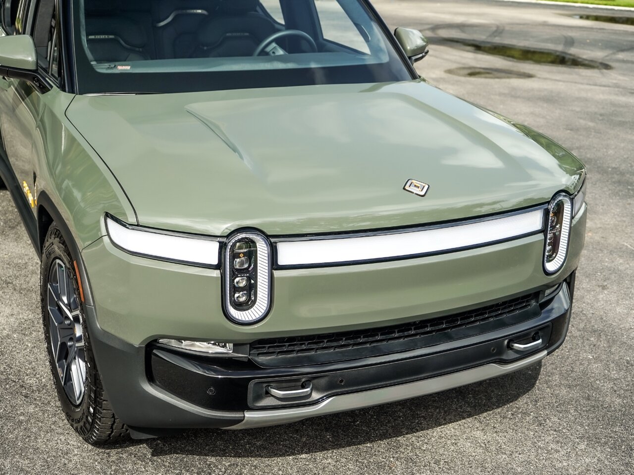 2022 Rivian R1T   - Photo 7 - Bonita Springs, FL 34134