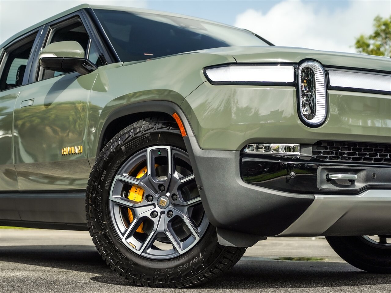 2022 Rivian R1T   - Photo 48 - Bonita Springs, FL 34134