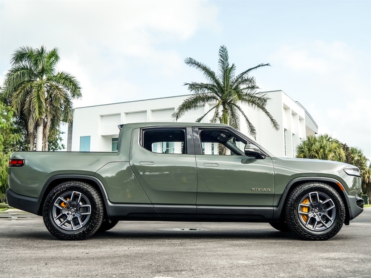 2022 Rivian R1T   - Photo 47 - Bonita Springs, FL 34134