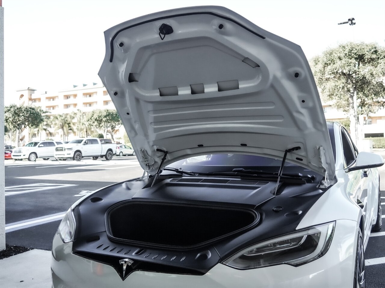 2021 Tesla Model S Plaid   - Photo 30 - Bonita Springs, FL 34134