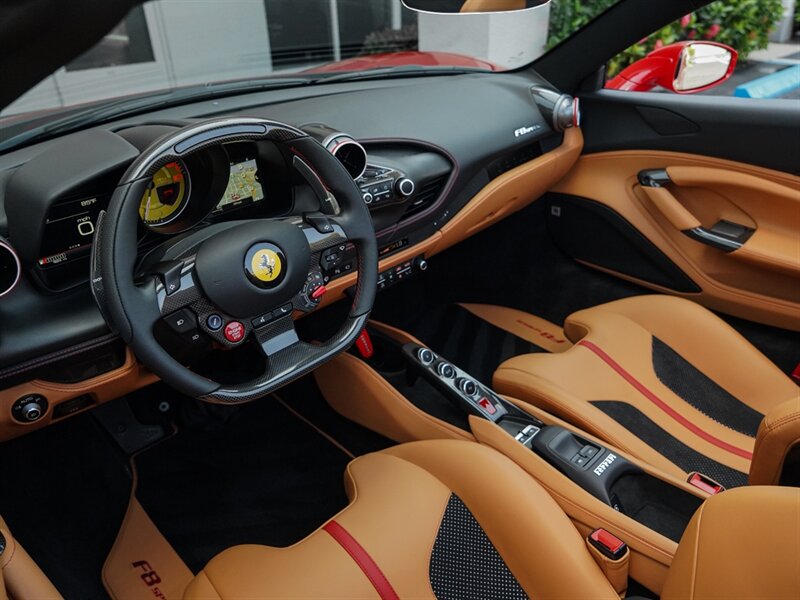 2022 Ferrari F8 Spider   - Photo 2 - Bonita Springs, FL 34134