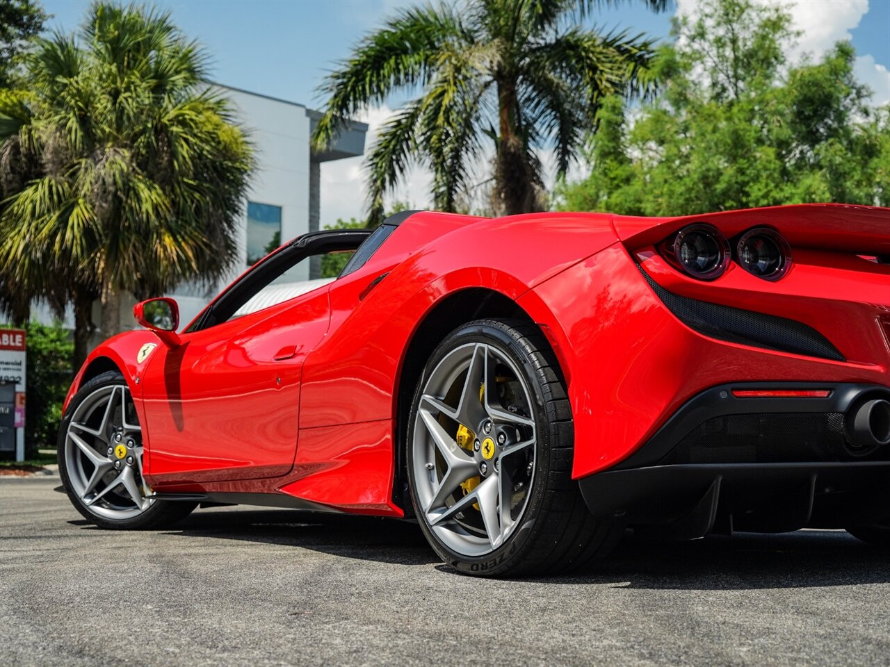 2022 Ferrari F8 Spider   - Photo 62 - Bonita Springs, FL 34134