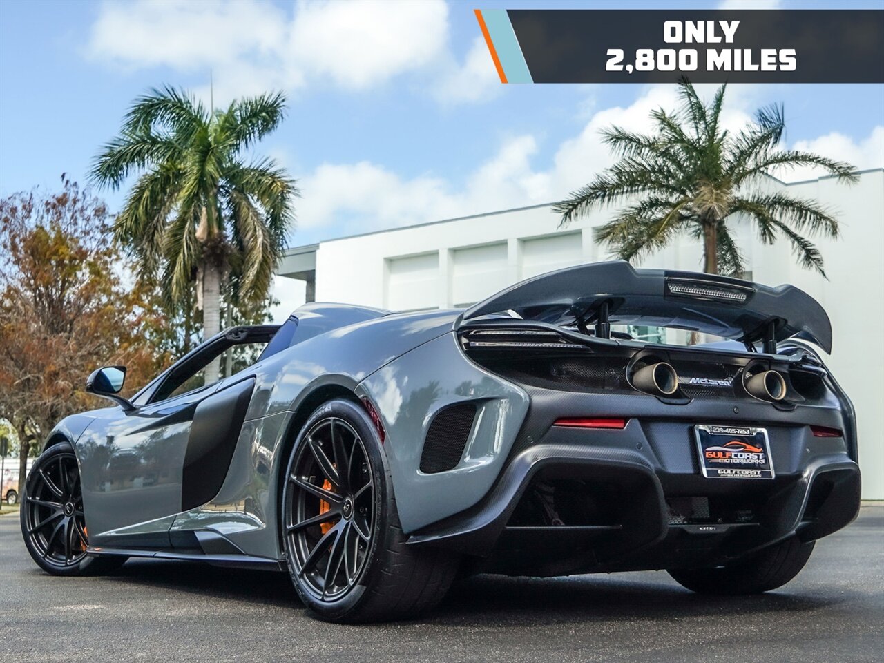 2016 McLaren 675LT Spider   - Photo 30 - Bonita Springs, FL 34134