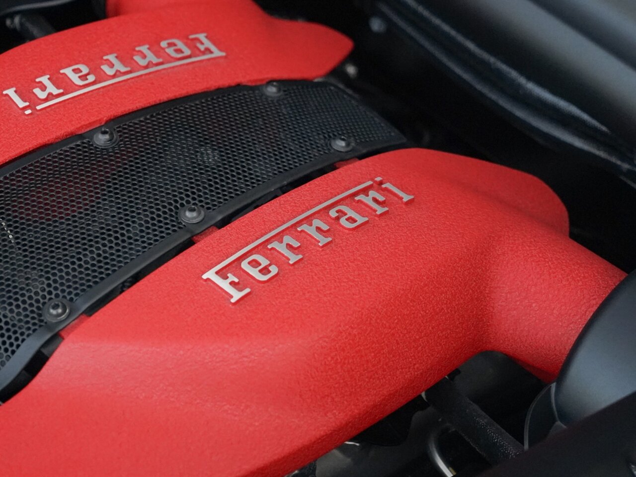 2021 Ferrari F8 Tributo   - Photo 42 - Bonita Springs, FL 34134