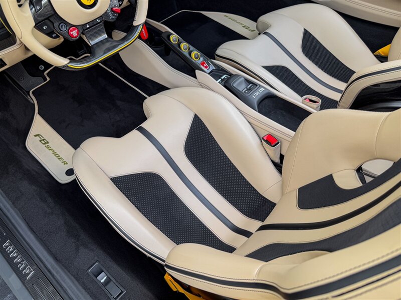 2022 Ferrari F8 Spider - Photo 24 - Bonita Springs, FL 34134